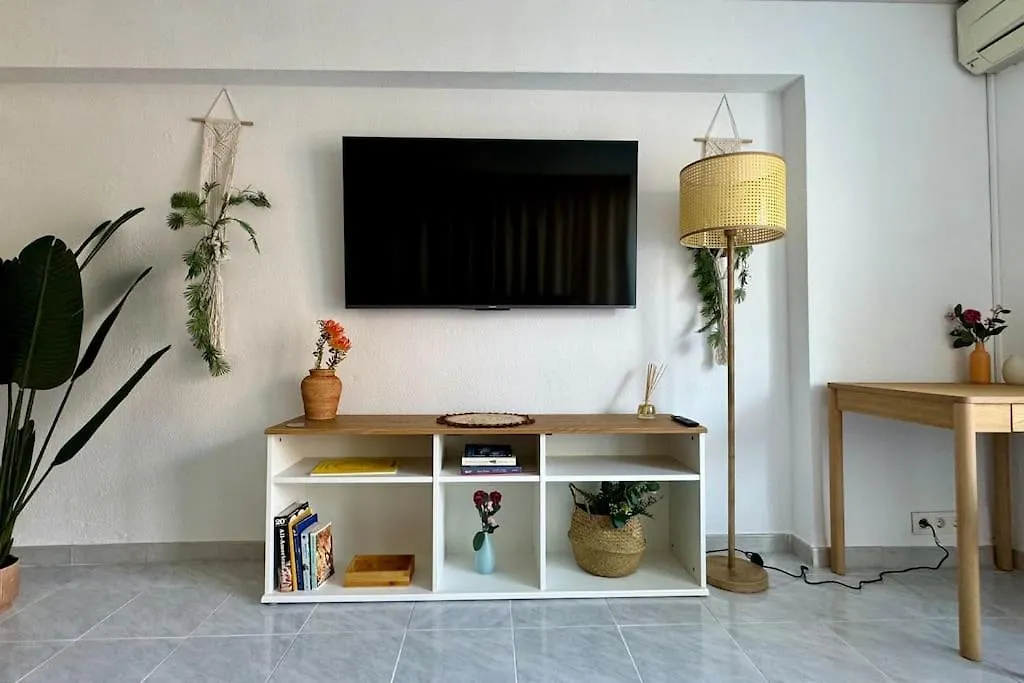 Pura Vida King-Size Bed Sea And Mountain View Apartment Бенальмадена