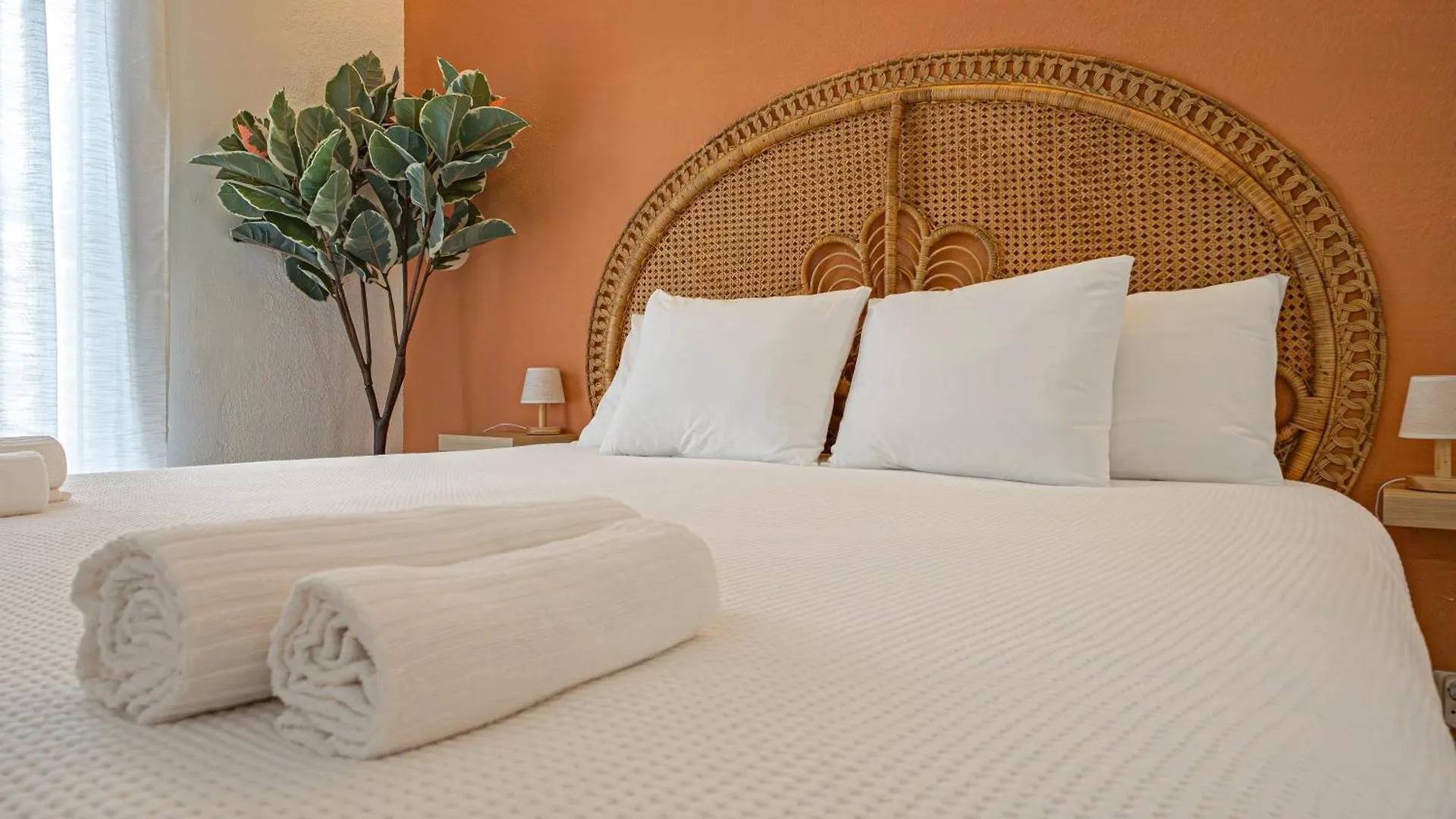 Pura Vida King-Size Bed Sea And Mountain View Apartment Бенальмадена Испания