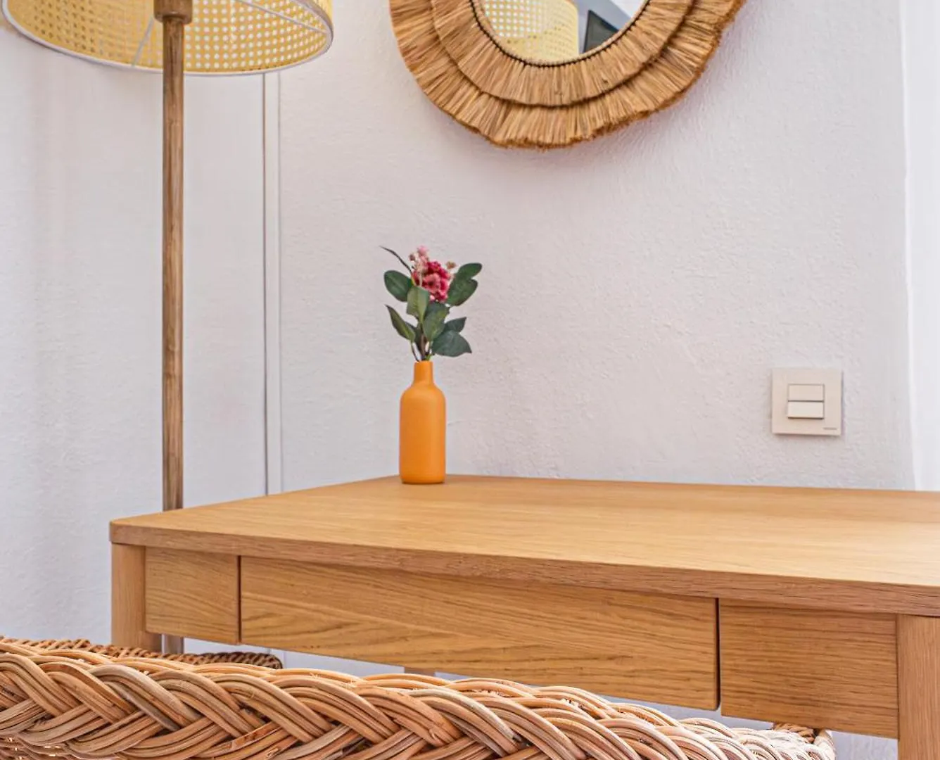 Pura Vida King-Size Bed Sea And Mountain View Apartment Бенальмадена