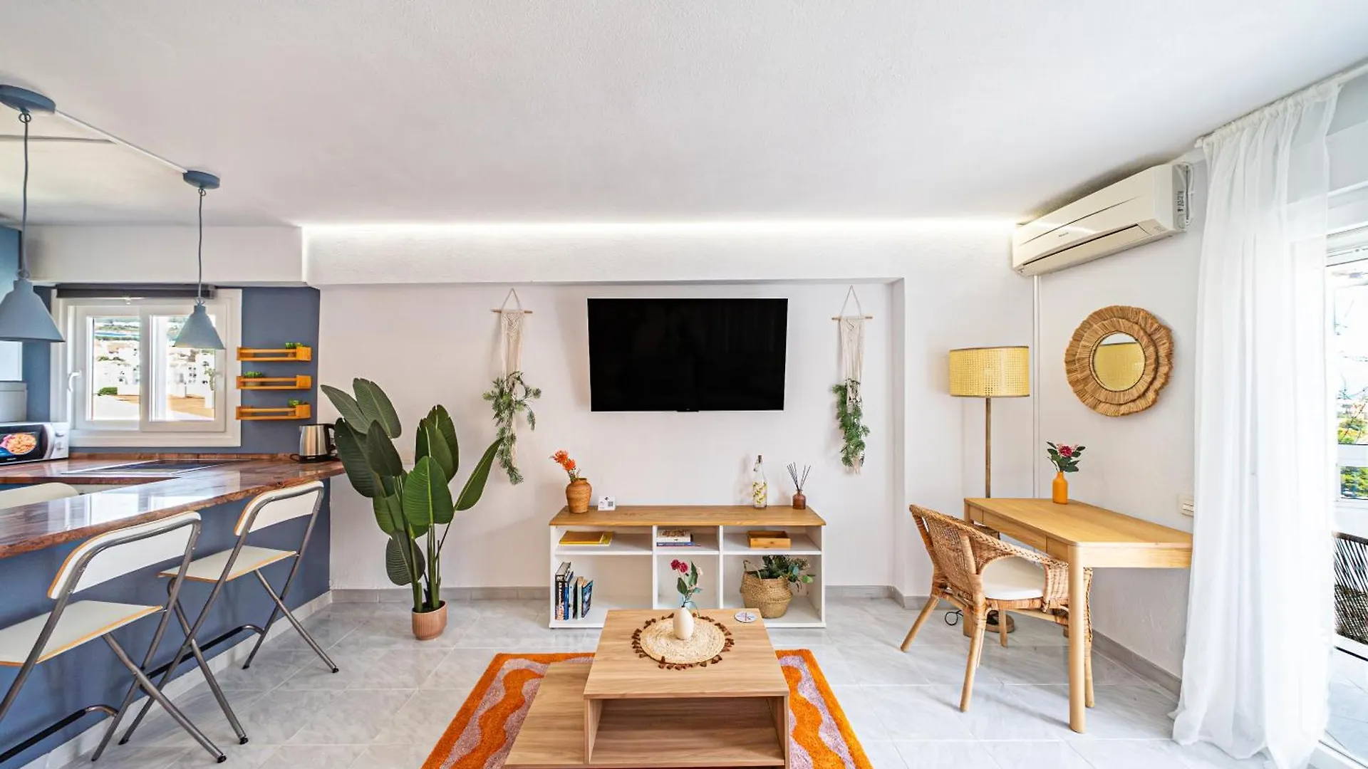 Pura Vida King-Size Bed Sea And Mountain View Apartment Бенальмадена Испания