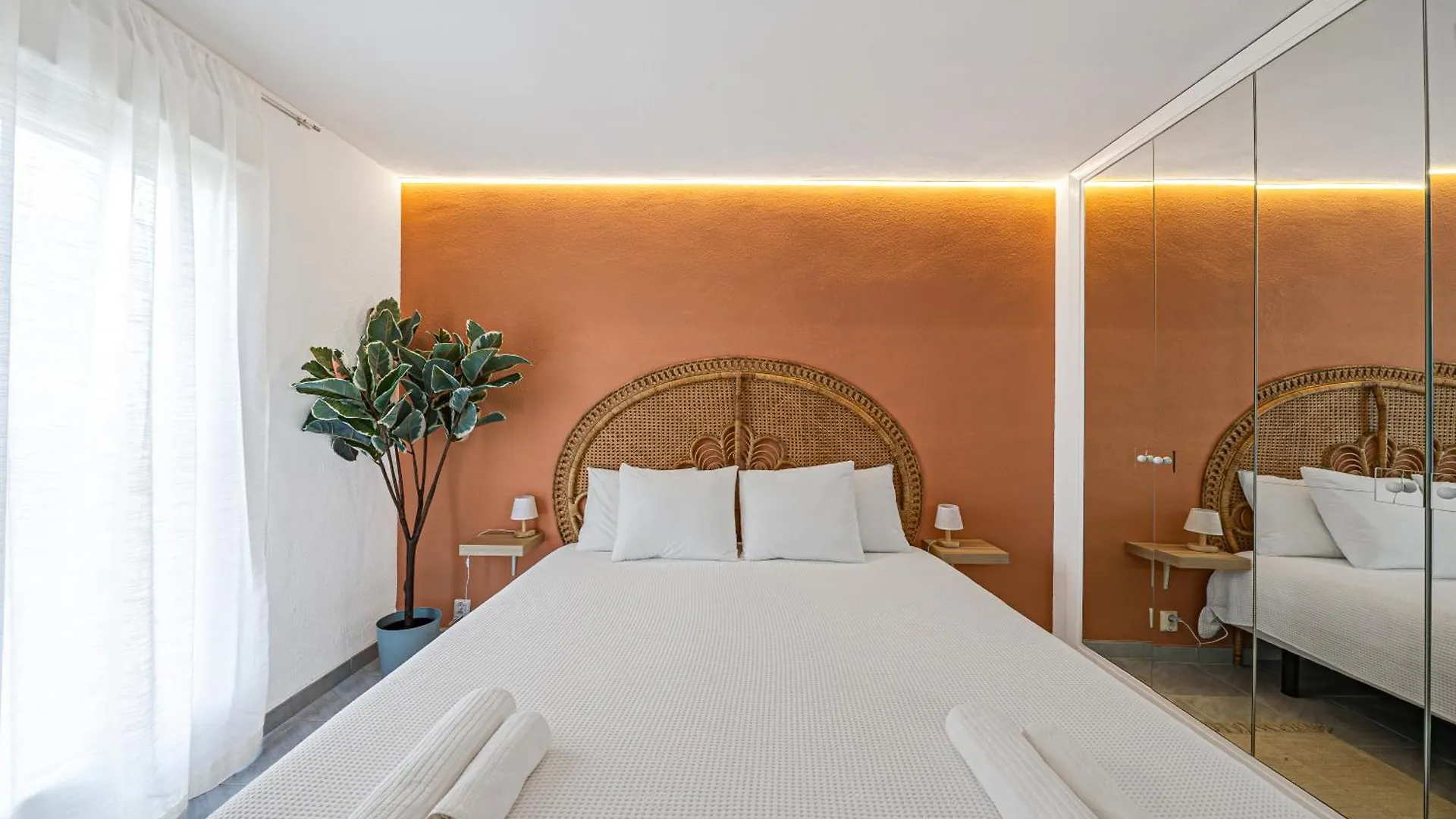 Pura Vida King-Size Bed Sea And Mountain View Apartment Бенальмадена